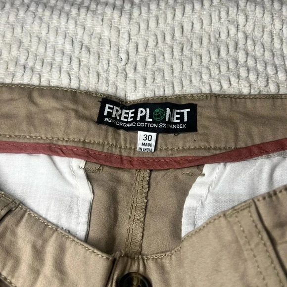 🖤Free Planet khaki shorts🖤 - Picture 6 of 9